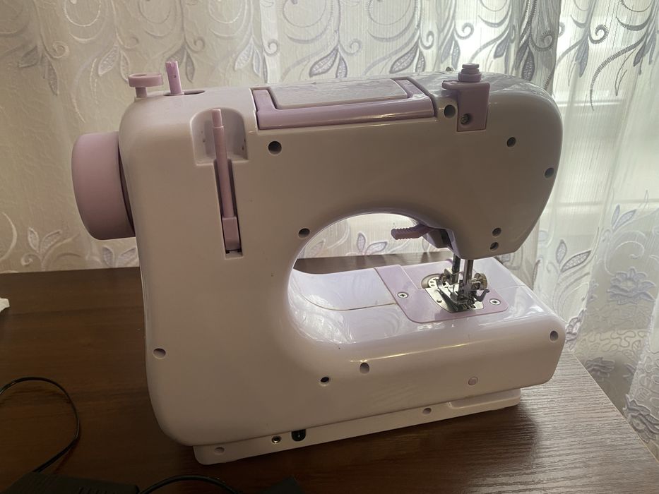 Reinberg швейна машинка ,