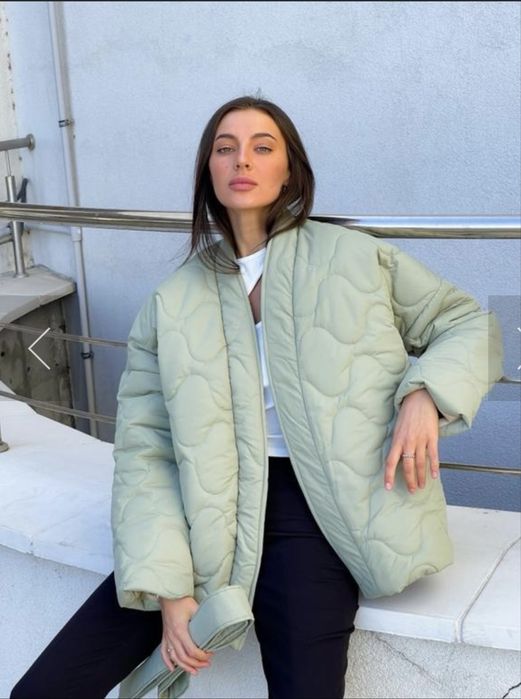 Жіноча демісезонна куртка оверсайз