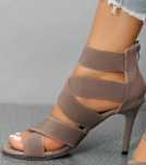 Buty /sandały na obcasie