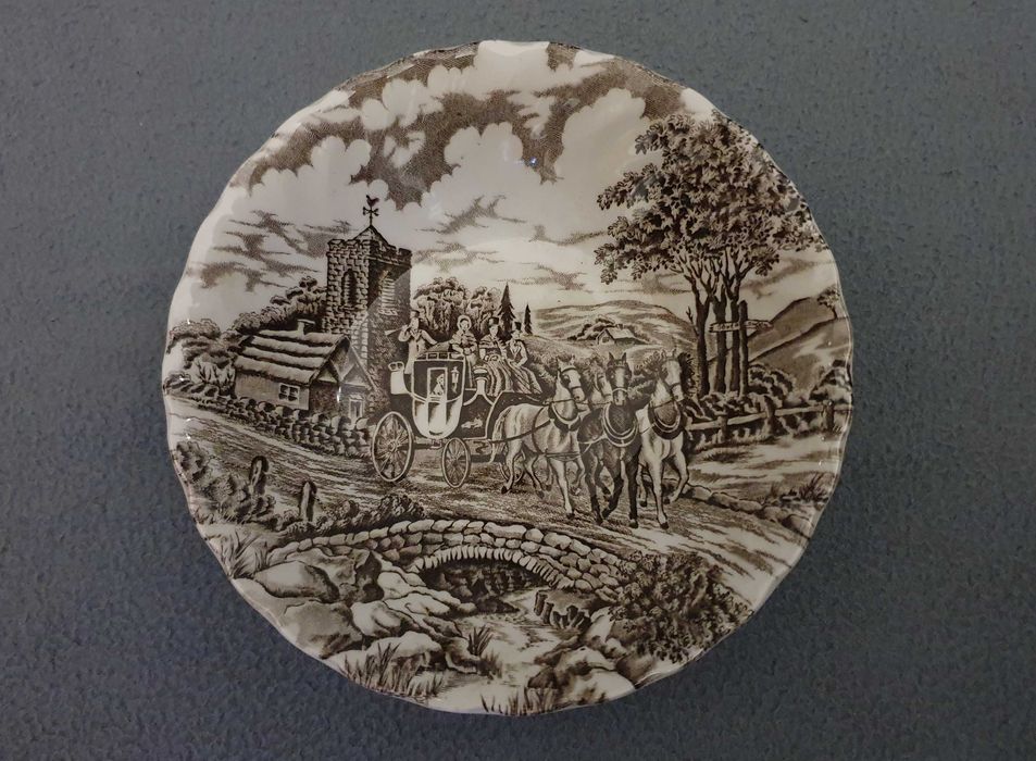 Taça Myott Royal Mail Fine Staffordshire Ware - England - Anos 70