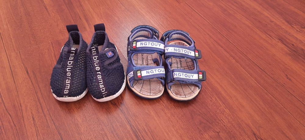 Продам літнє  взуття