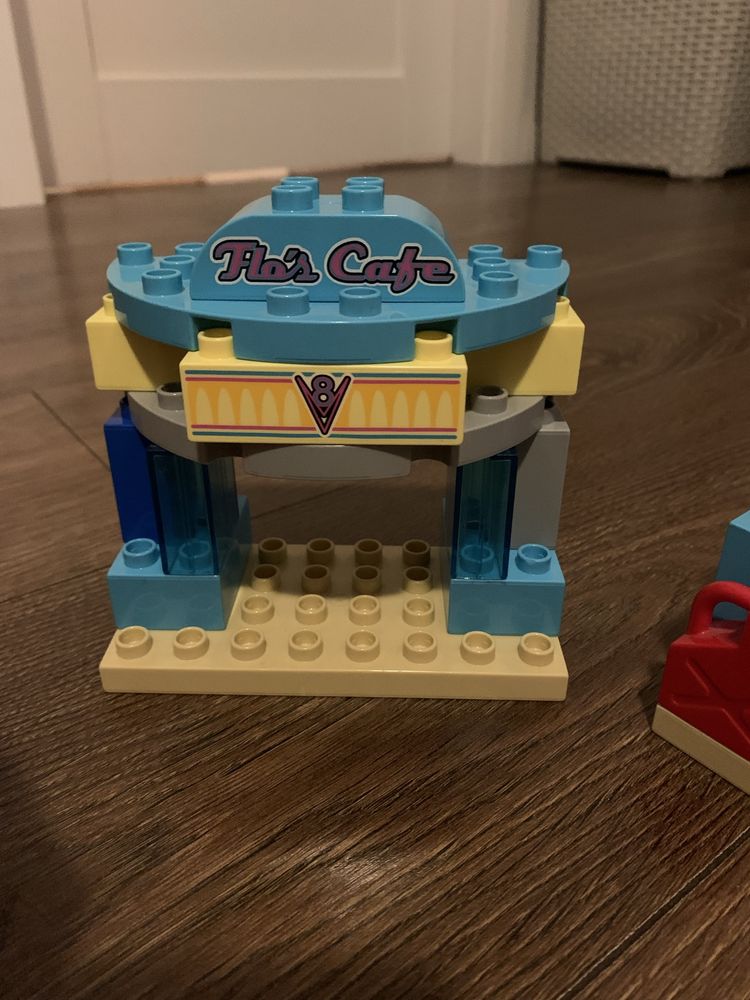 Lego Duplo Cars Kawiarnia Flo 10846