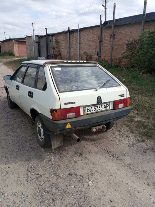 Автомобіль ВАЗ 2109