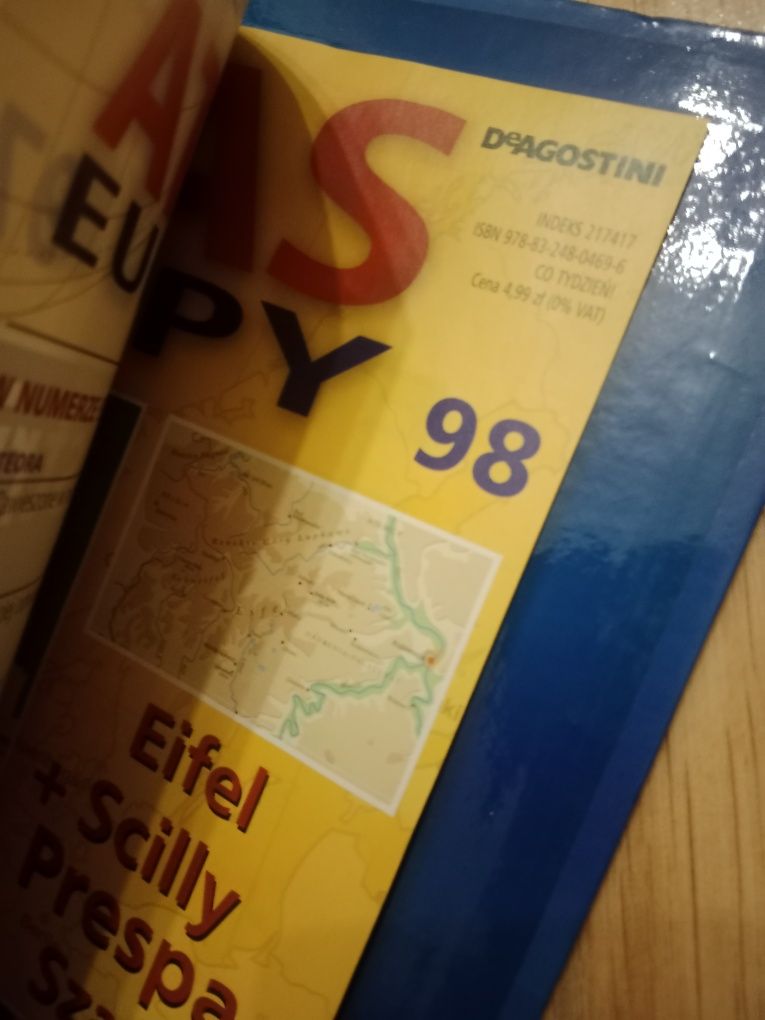 Atlas Europy nr 1-98 - w 5 segregatorach