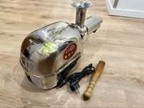 Wyciskarka wolnoobrotowa Angel Juicer 5500