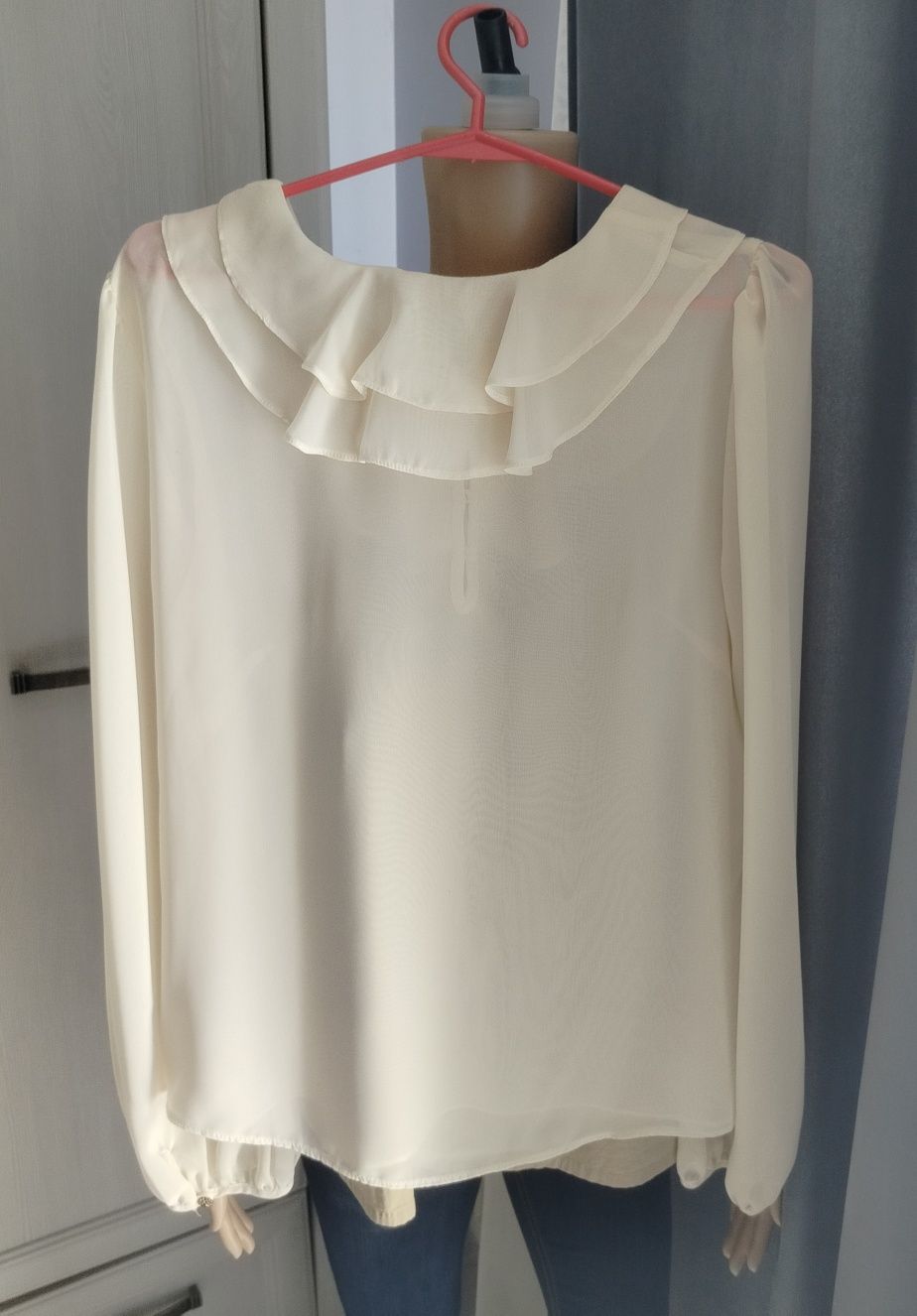 XS S M kremowa koszula vintage retro babydoll falbany żabot cudna