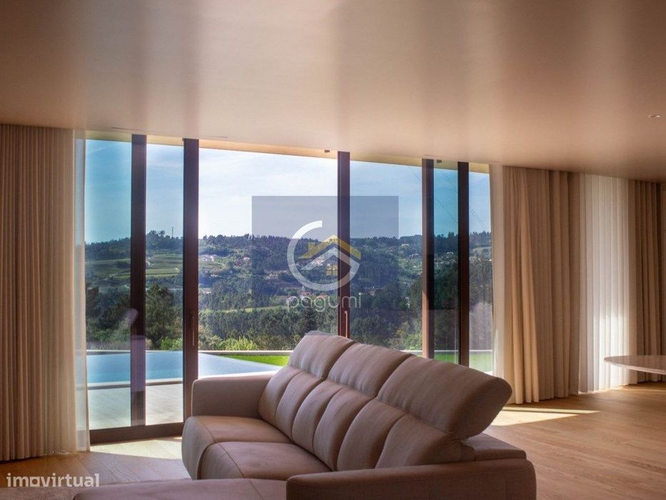 Moradia T3 com Piscina Infinita e Vista Panorâmica - Amarante
