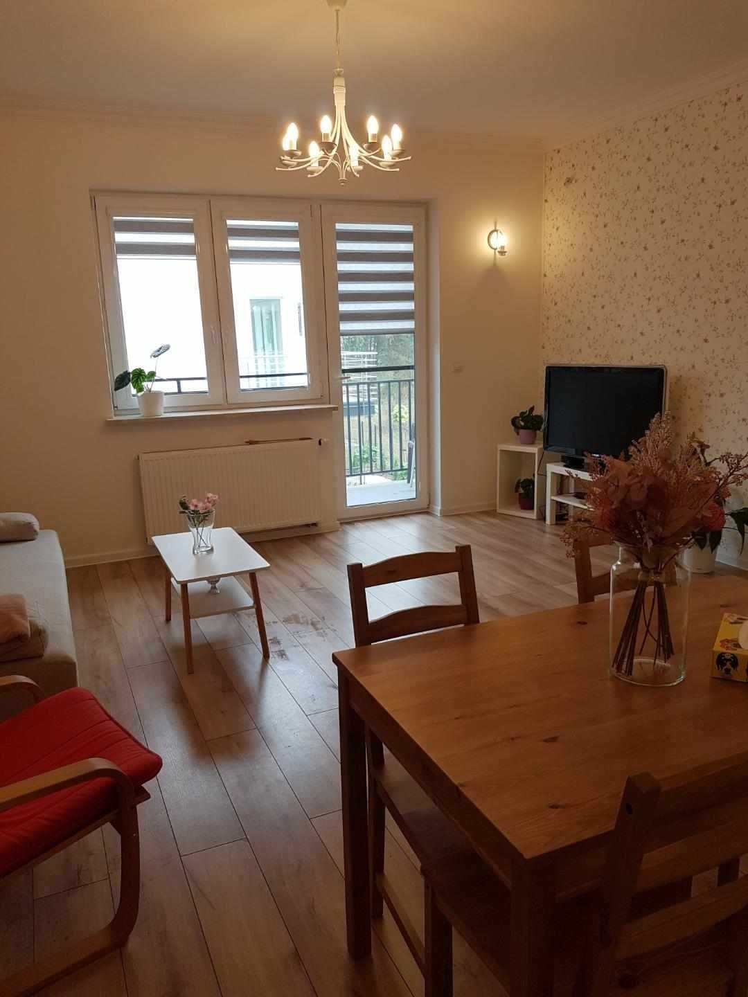 mieszkanie 2 pokoje szeregowiec na wynajem balkon marki ul Zielona