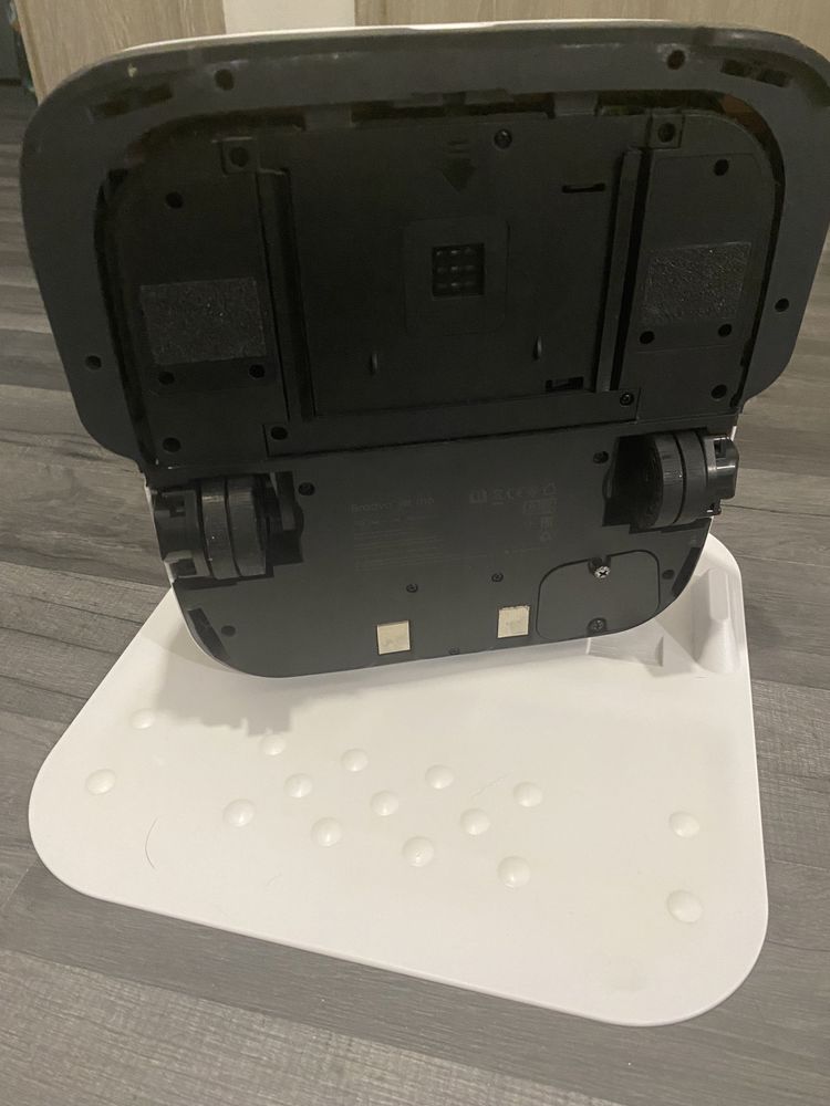 Robot sprzątający IROBOT Braava Jet M6