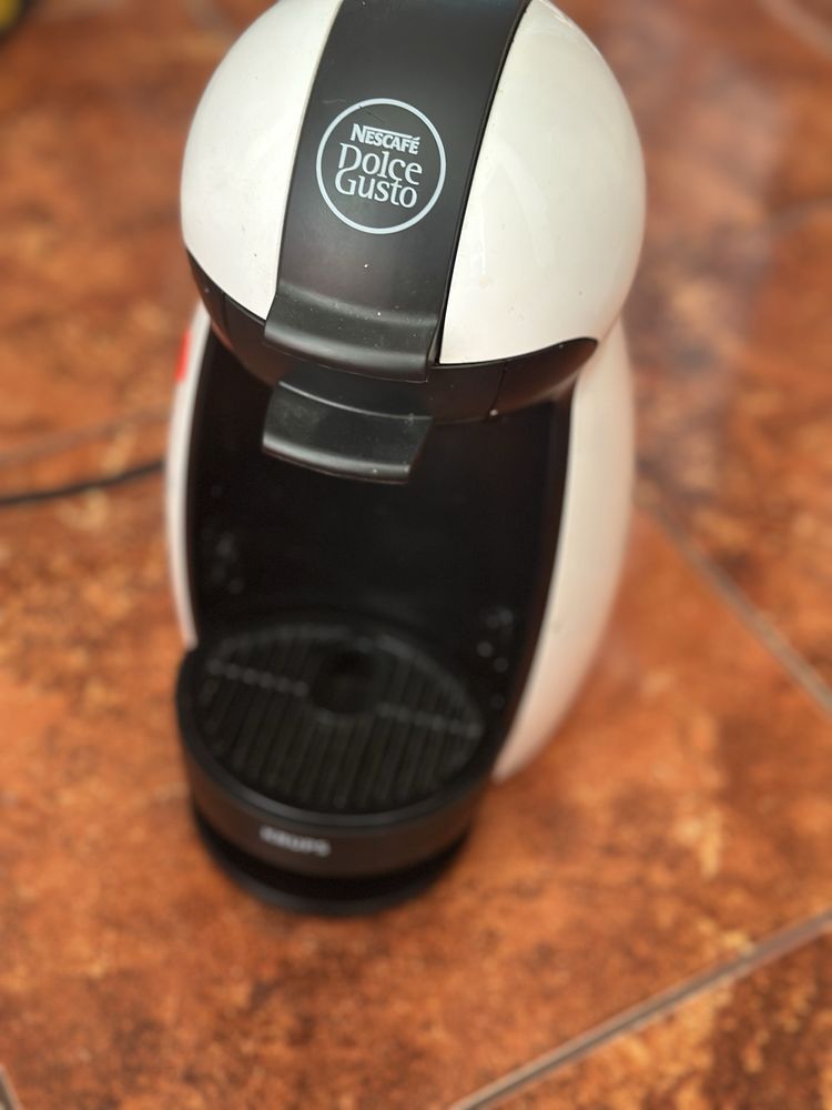 Express  Krups Mini Me KP123B z serii Nescafé Dolce Gusto.