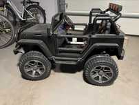 Jeep Monster 4x4 Auto na akumulator