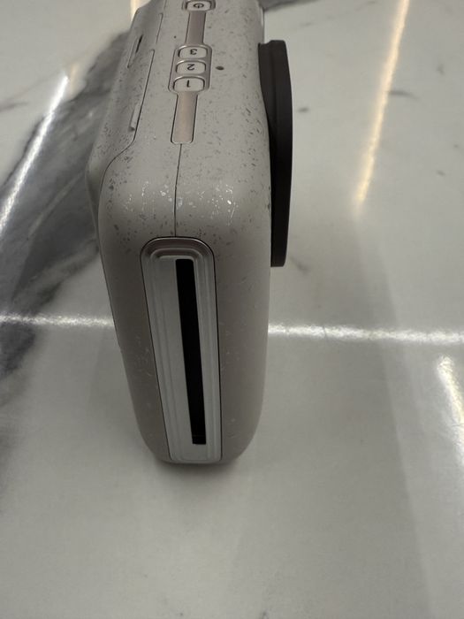 Фотокамера миттєвого друку