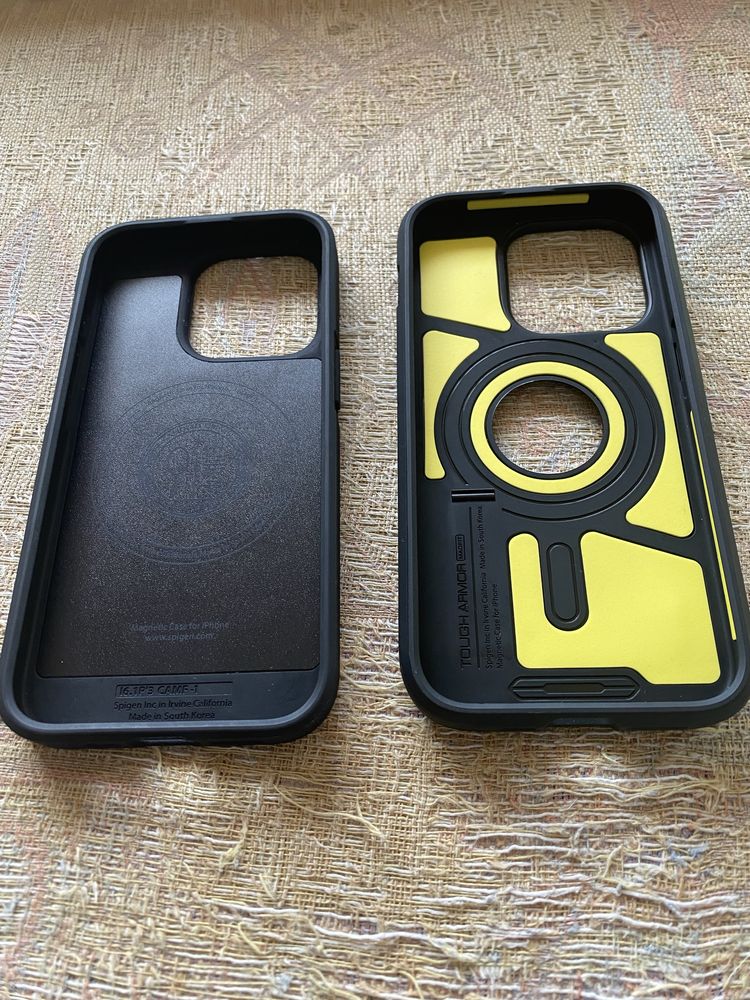 Etui spigen iphone 15 pro