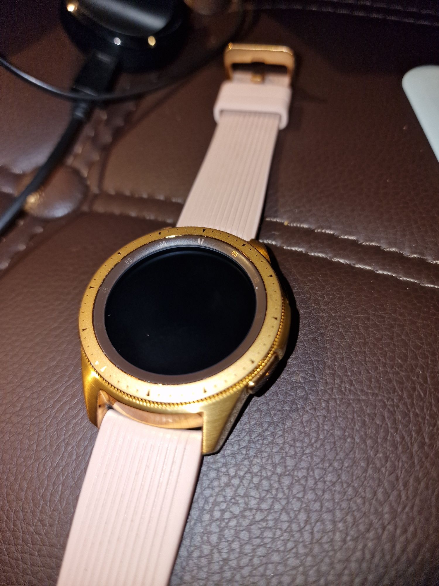 Galaxy watch. Está como novo, sem riscos.