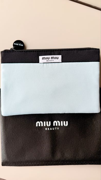 Miu Miu Beauty Kosmetyczka Torebka Saszetka Czarno błękitna Nowa