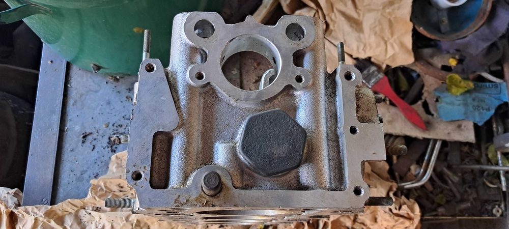 Головка блока циліндрів М412, 2140, 2141, 1,5л, срср.