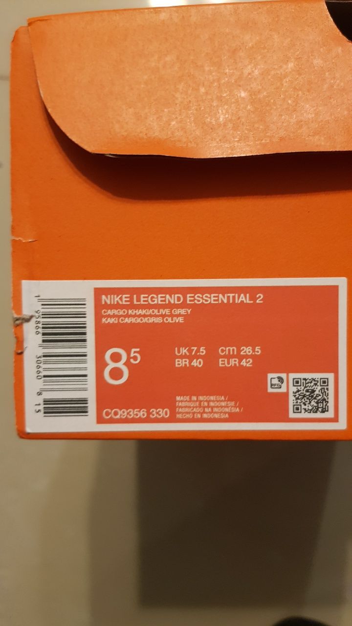 Buty Nike Legend Essential 2 rozm. 42