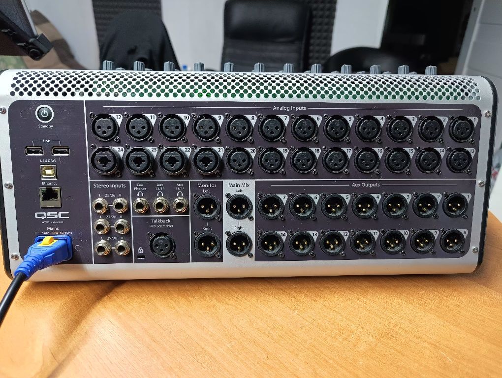 Sprzedam Touchmix 30 pro