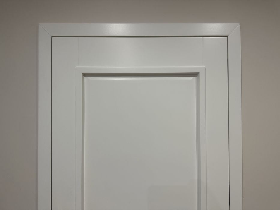 Drzwi wewnętrzne drewniane bezprzylgowe rewersyjne z odwrotną przylgą