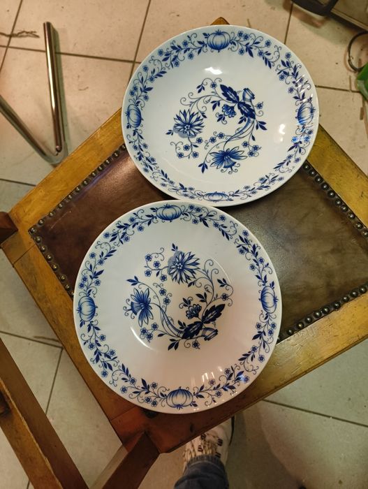 Talerze obiadowe wzór cebulowy