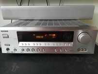 Amplituner Onkyo 7.1 + sundbar i subwoofer