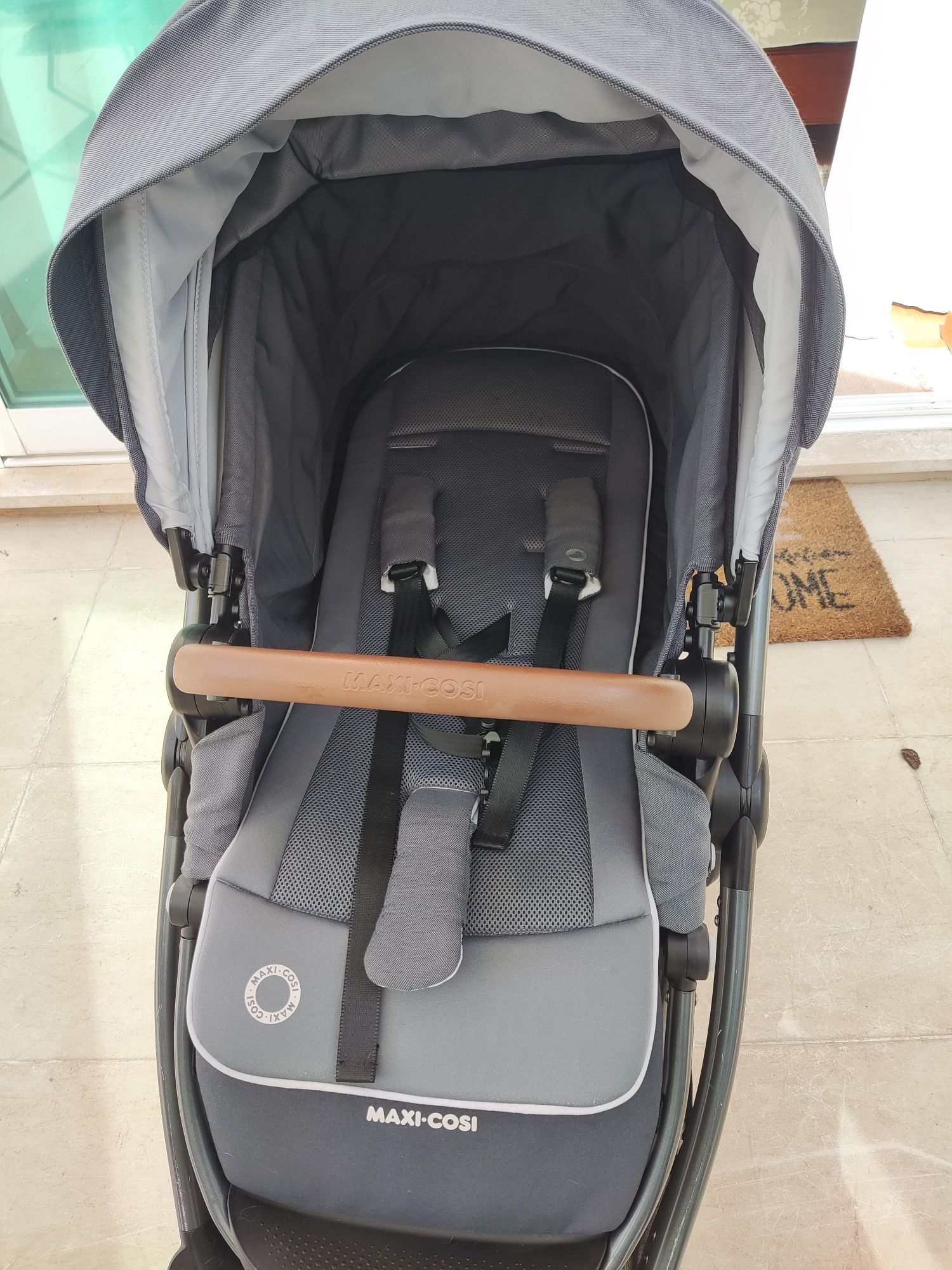 Carrinho bebé Maxi-Cosi