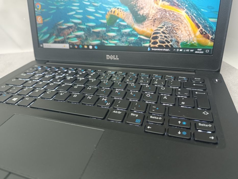 Ноутбук Dell Latitude 7280/i5-7300U/8 ГБ/256 GB/12.5 " Full HD