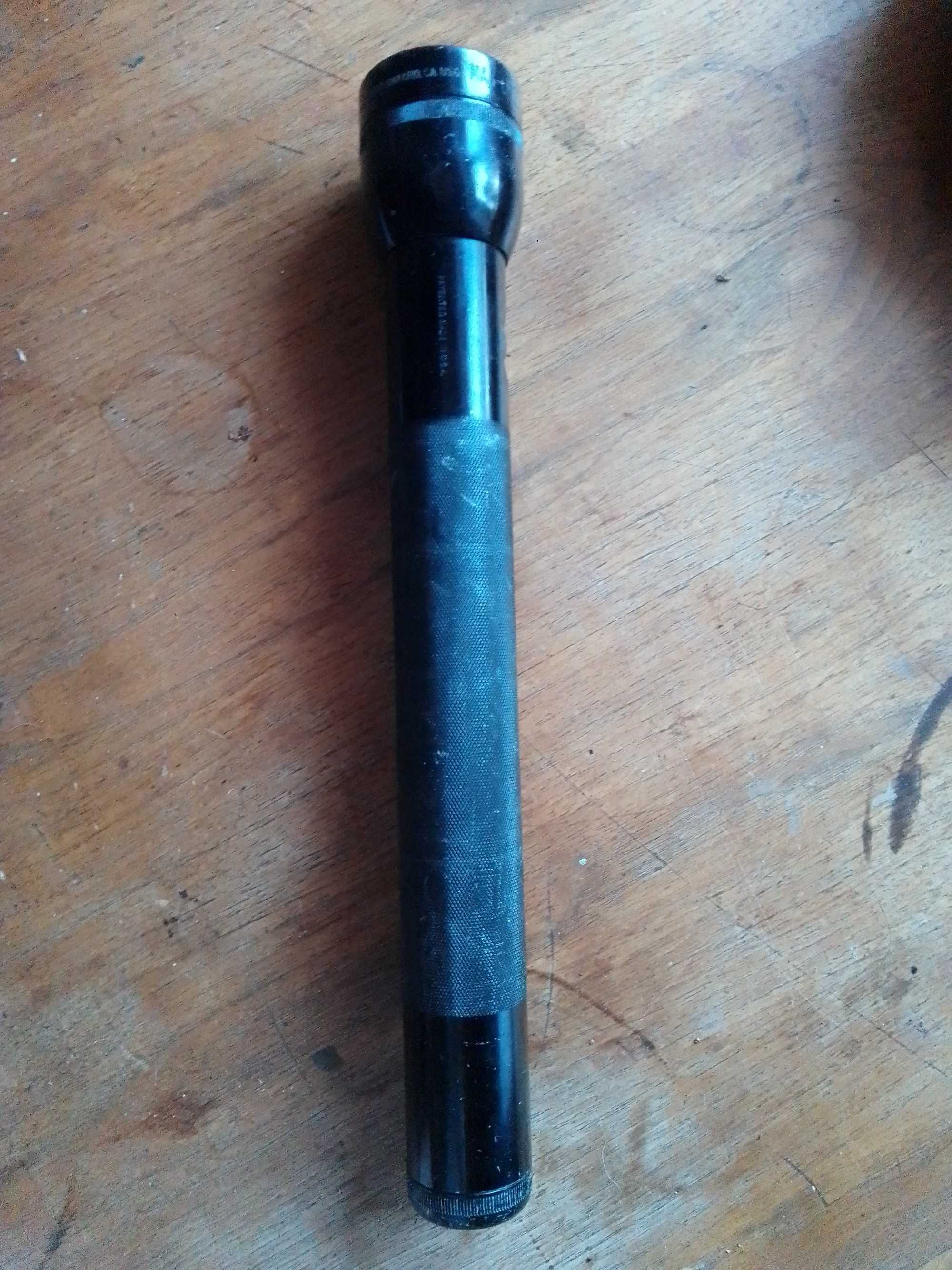 Laterna á bateria  MAG-LITE metal 37,5 cm