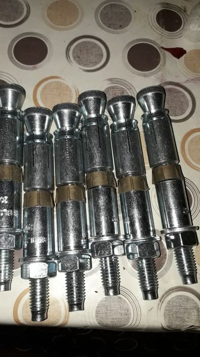 kotwa samopodcinająca do dużych obciążeń