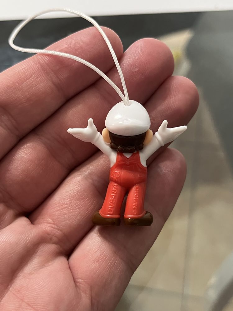 Boneco “Super Mario”