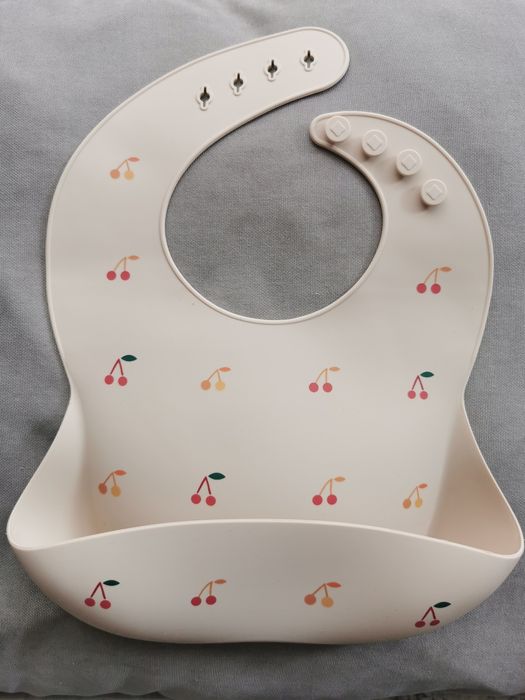 Wodoodporny silikonowy śliniak niemowlęcy wisienki