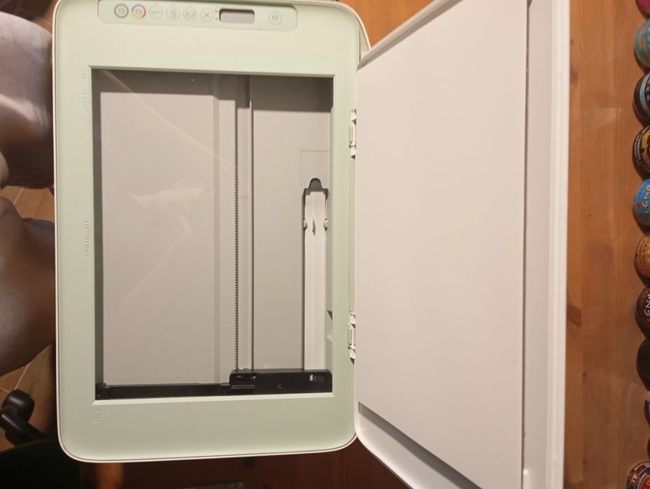 Impressora HP DeskJet 2722e –