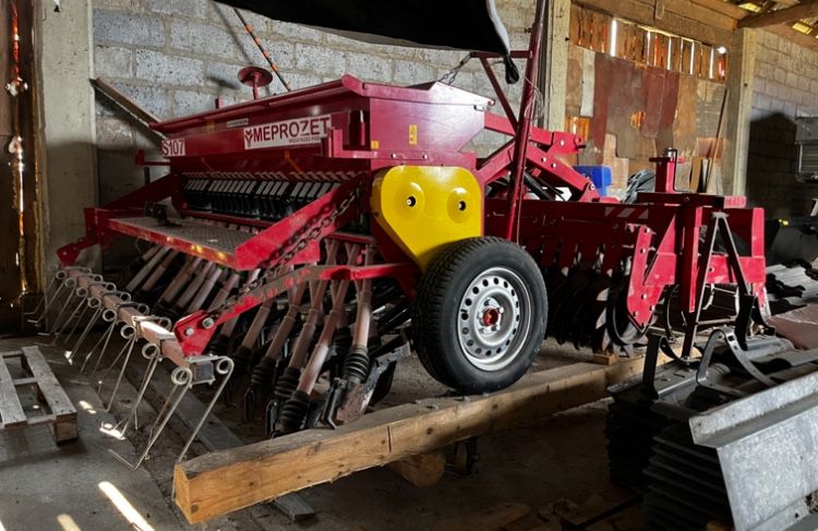 Przyczepa rolnicza 8t AutoSan d47b i zestaw uprawowo siewny meprozet