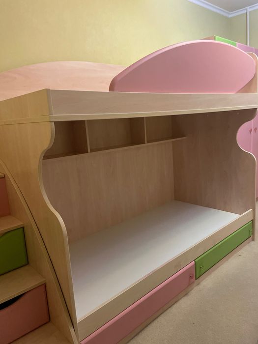 Комплект дитячих меблів Снайт