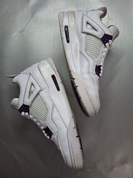 Кроссовки Nike Air Jordan 4 Retro "Purple Metallic