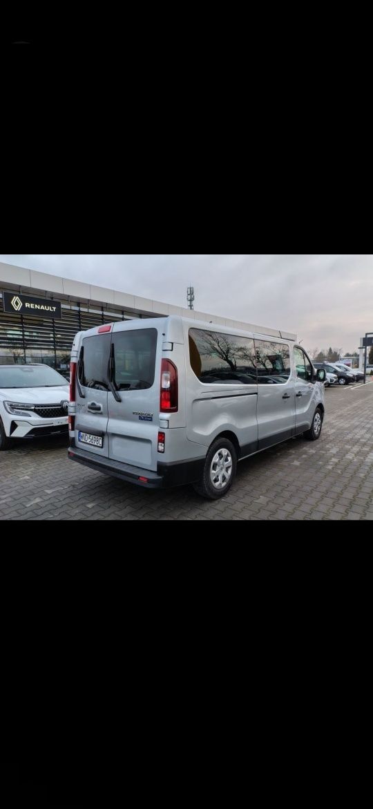 WOLNY TERMIN NA LipiecWynajem busa busów AUTOMAT Renault Trafic 9os. L