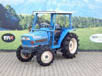 Mały ciągnik Iseki TA275 napęd 4x4 traktor ciapek C330 T25 Zetor TUR
