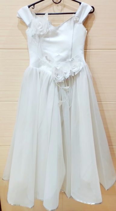 Святкові сукні для дівчинки