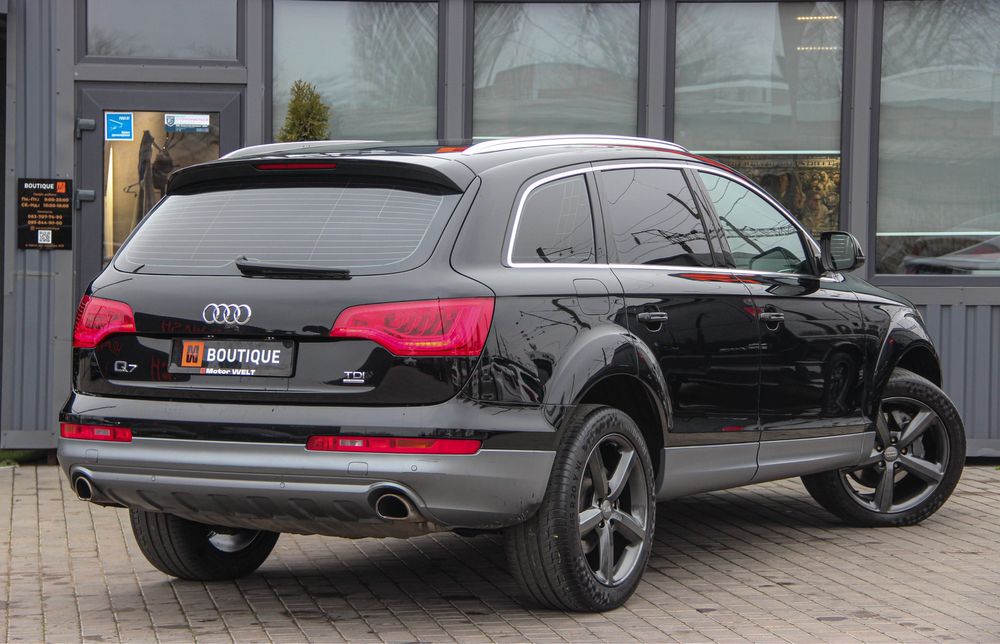 Продам Audi Q7 2013