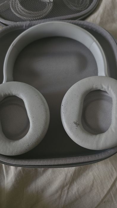 Surface headphones
