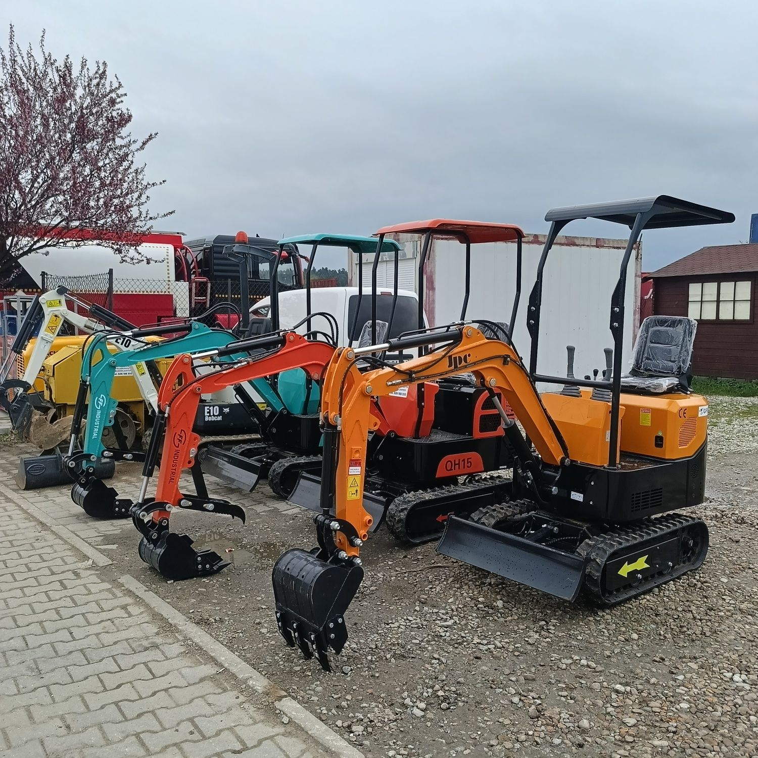 Minikoparka Koparka 1 tona jpc jbc Kubota cat takeuchy bobcat fabryczn