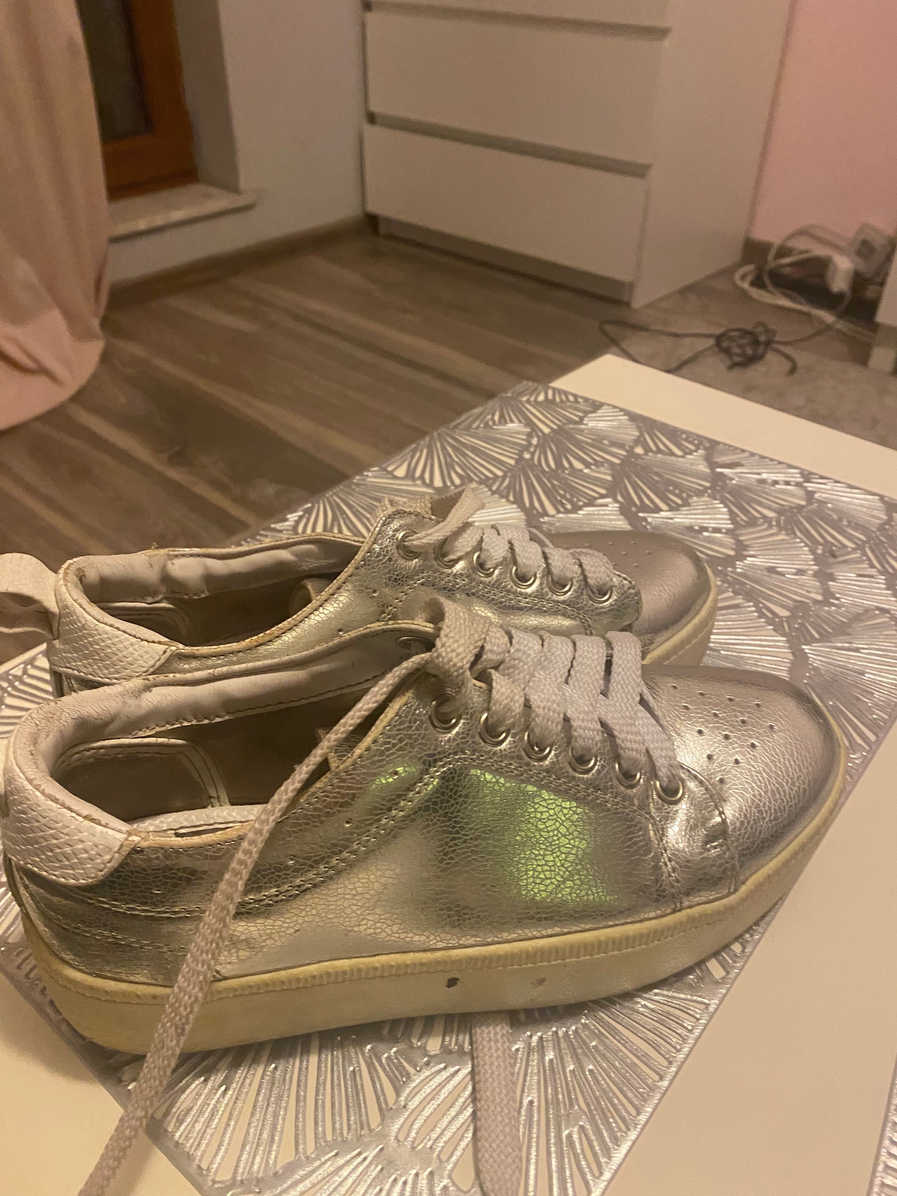 Butt Bershka 37 rozm
