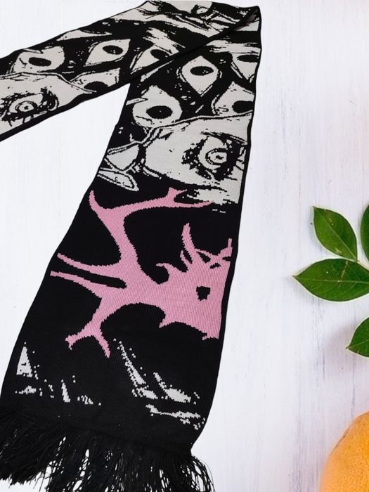 Чудовий шарф Anime pink. Ваш перехід у світ Аніме-Моди