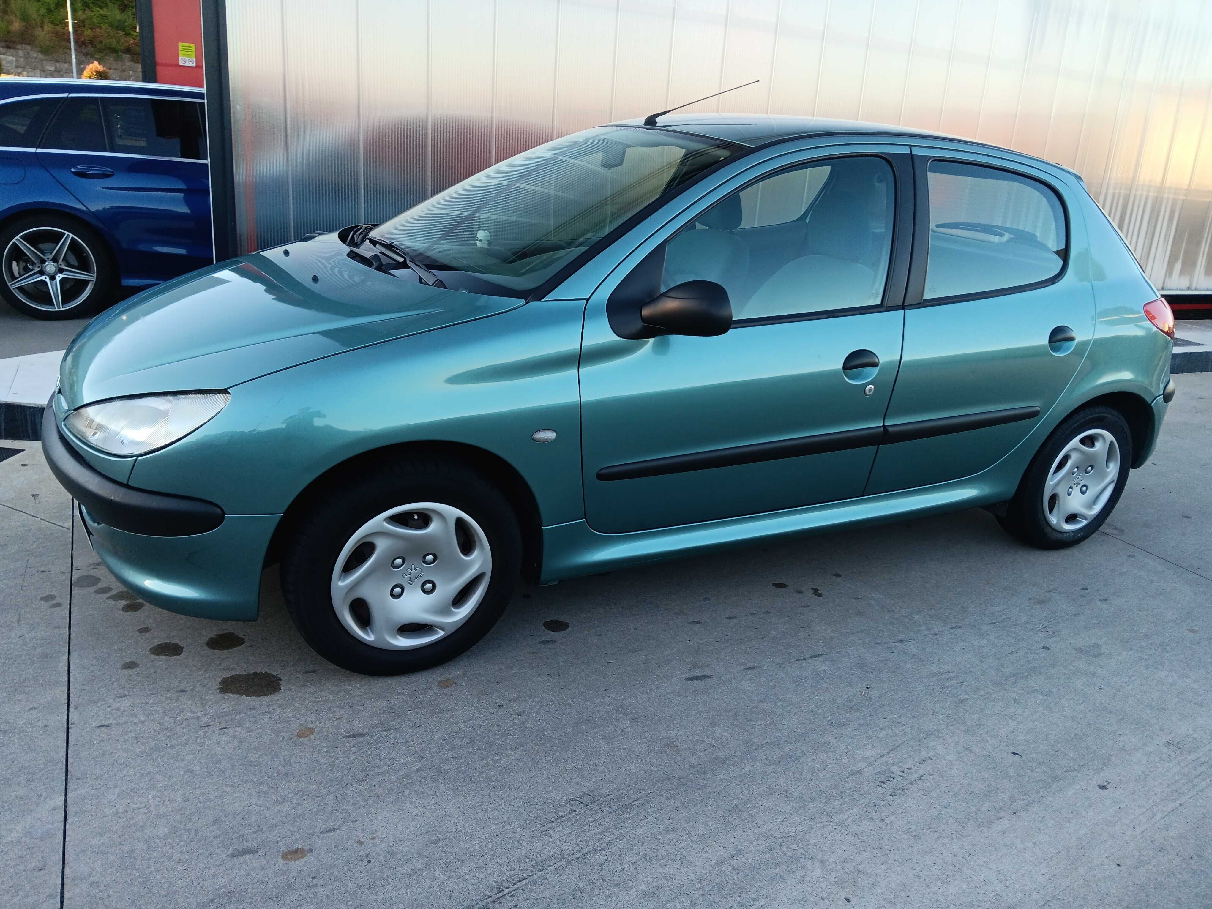 Peugeot 206. 1.1