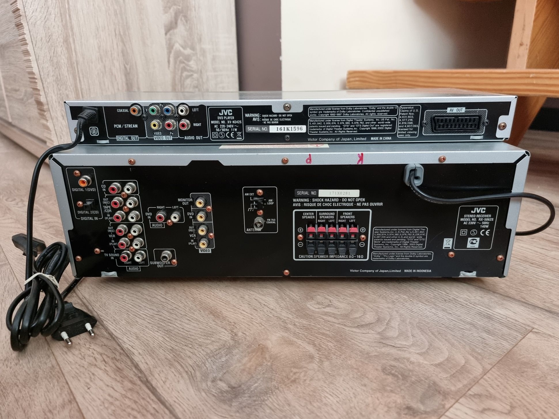 Amplituner wzmacniacz JVC RX-5062 + DVD JVC XV-N342 + piloty