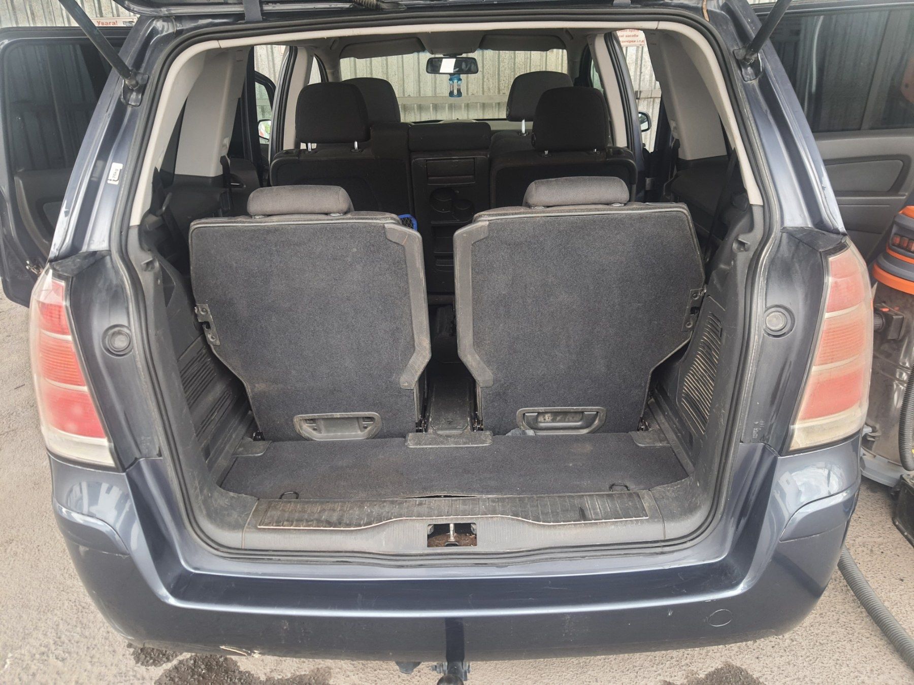 Продам Opel Zafira B 1.9 cdti