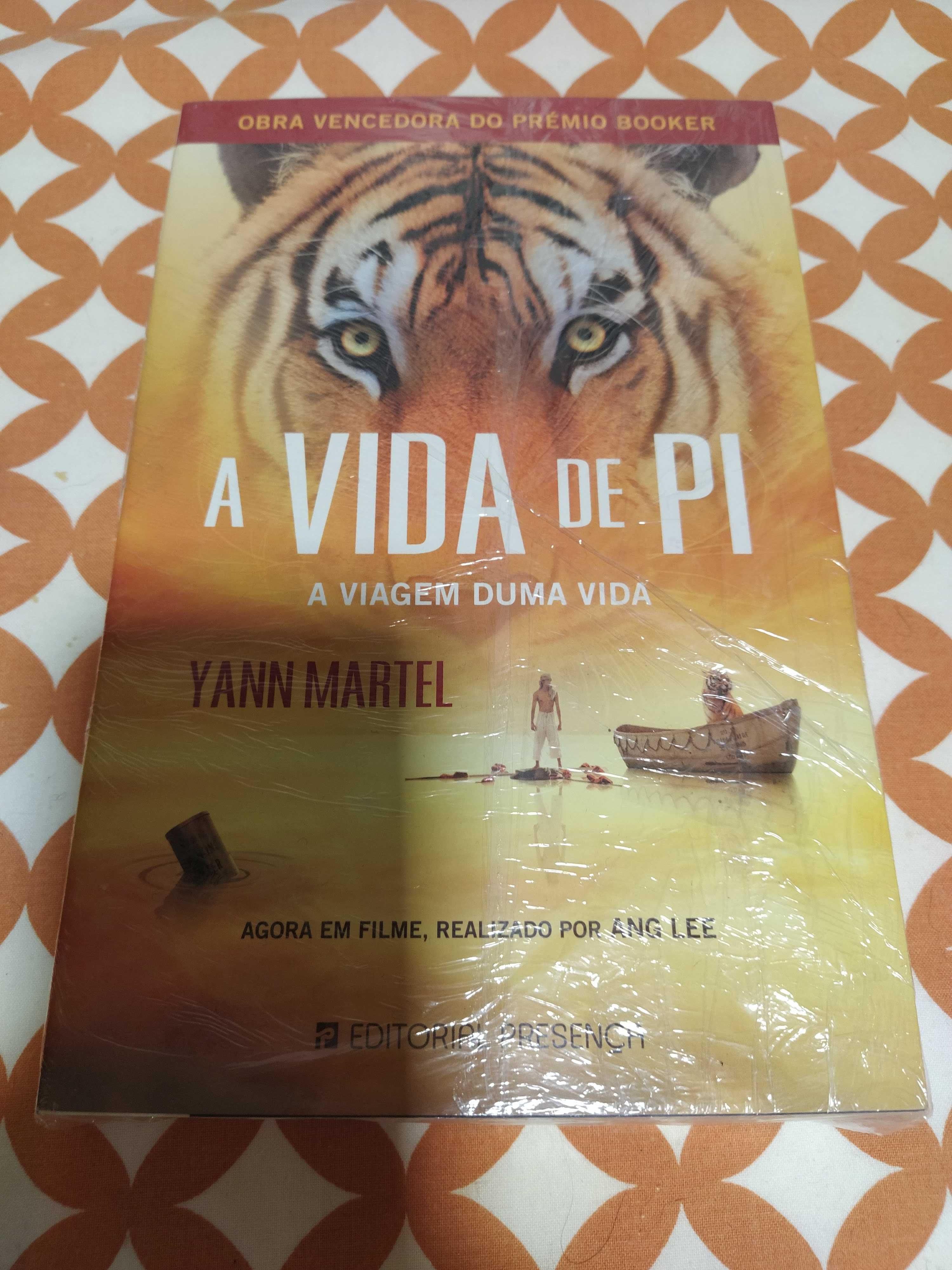 Vendo livro "A vida de Pi"