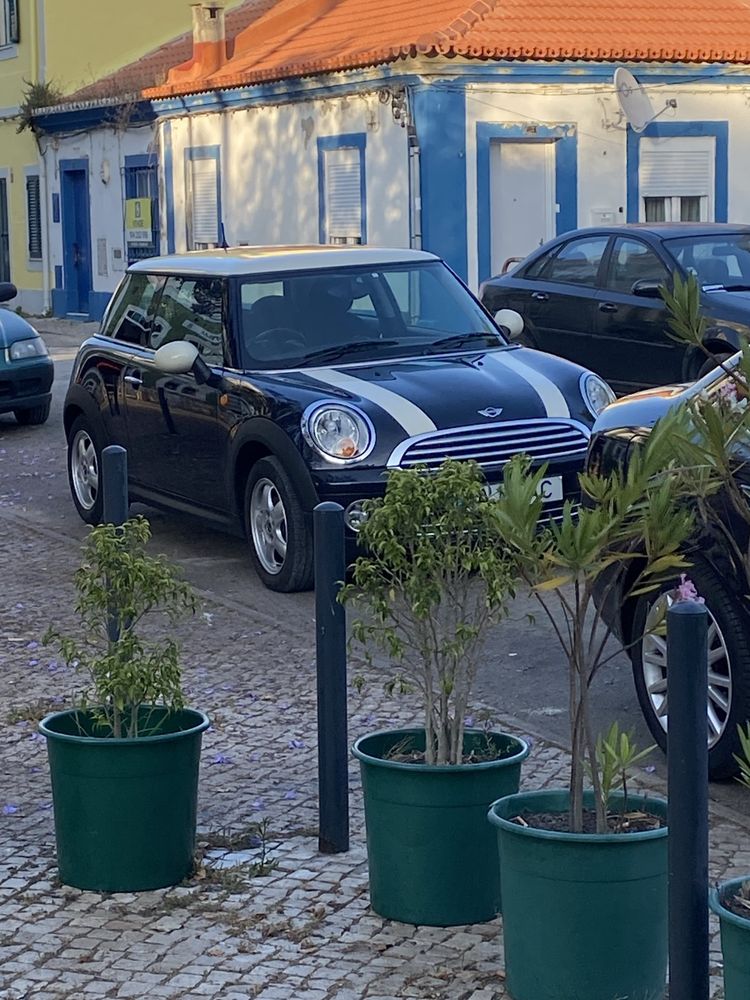 Mini one 1.4 matriculado , volante a direita