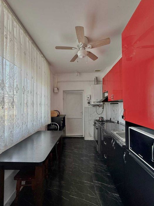 Продається приватний будинок в 5-ти хв. від Івано-Франківська