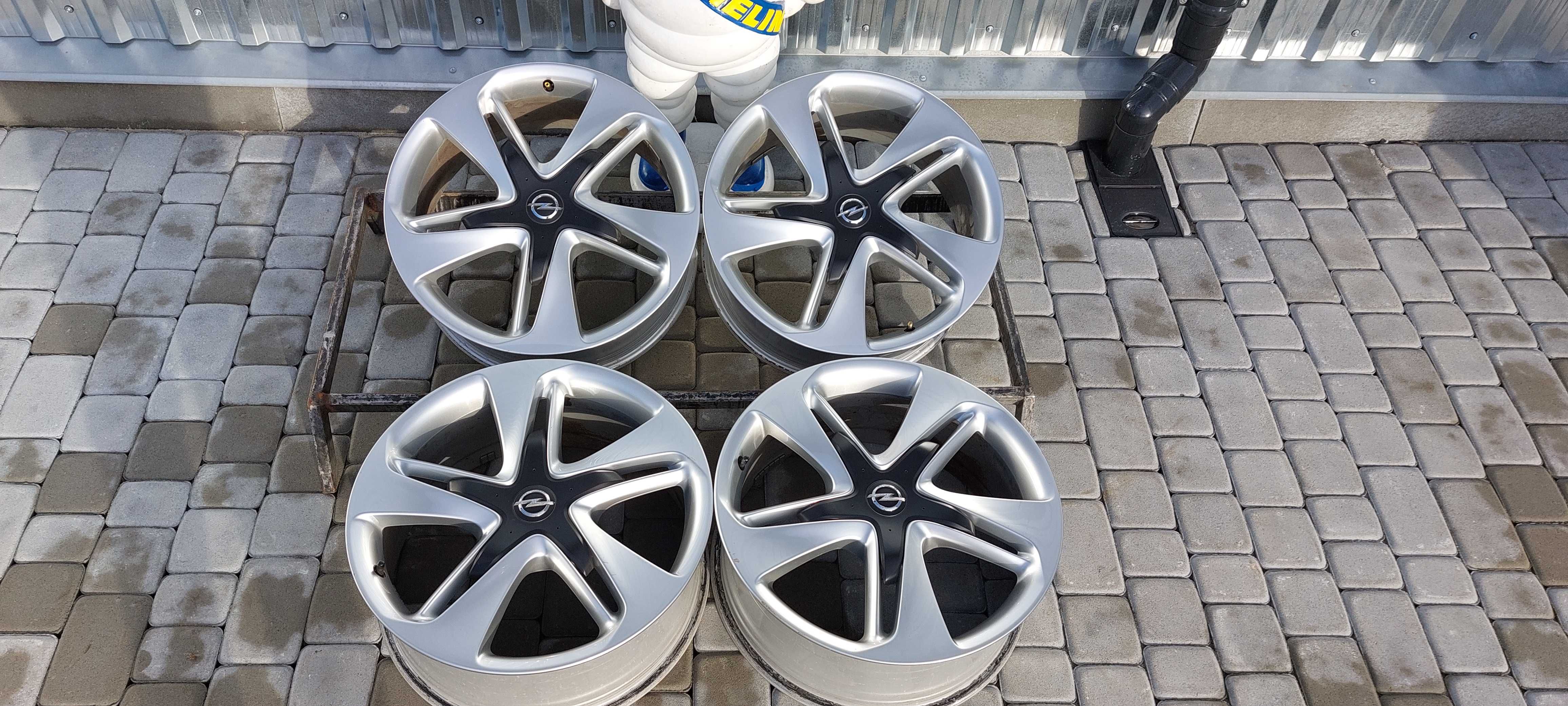 Диски Opel R19 5x115 8J ET46 Astra J Zafira Tourer C Vauxhall Астра